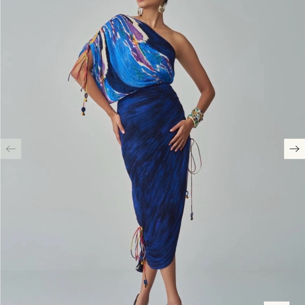 One-Shoulder Blue Midi Dress with Abstract Print